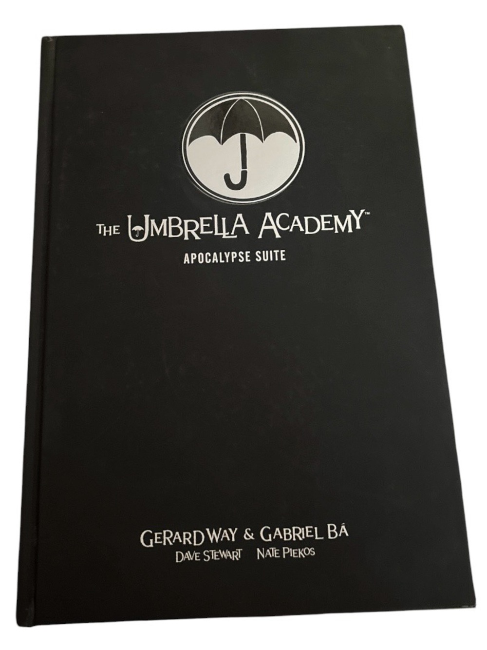 The Umbrella Academy Library Edition Volume 1 Apocalypse Suite by Gerard Way MCR